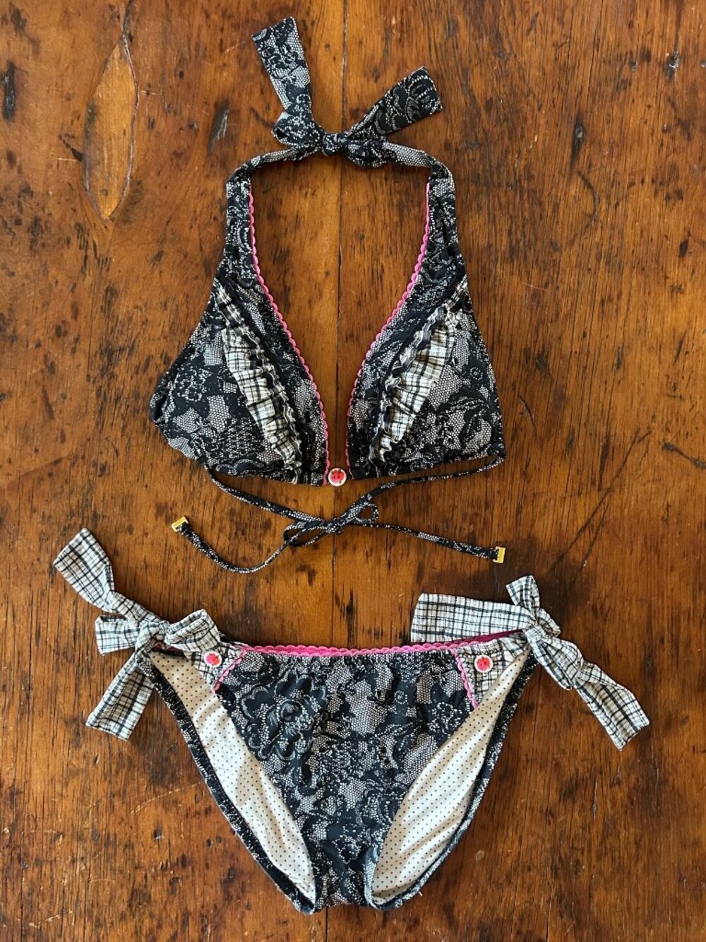 Vintage Y2K Betsey Johnson Black Lace on Ivory & Plaid Print Bikini Set